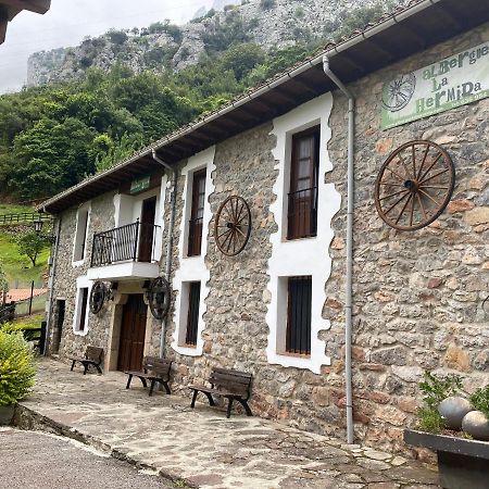 Albergue La Hermida Luaran gambar